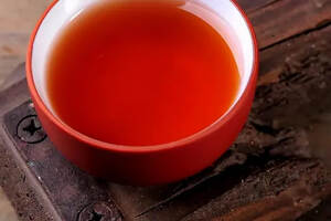 普洱生茶凭什么比熟茶贵？原因在这里