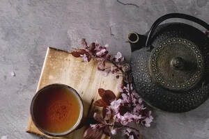 只要有一只茶壶，中国人到哪都是快乐的