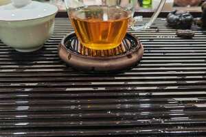 此茶能带你真正领会布朗茶区的纯正味道的茶，可以说标杆
