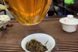 2012年乔木王古树生茶，357克/片，7片/提，2