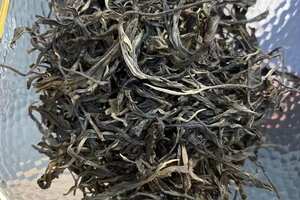 2017年缅甸野人山古树茶，大叶种茶条索粗壮。
