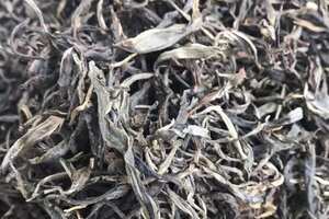 2020年那卡古树茶，茶农直供，仅五十公斤。可定制压