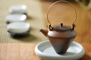 吃冬虫夏草能喝普洱茶吗