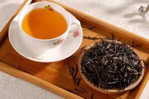 陈皮搭配什么茶叶好。红茶/绿茶/普洱茶