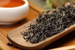 红茶的功效与副作用（喝红茶对身体有什么好处和坏处）