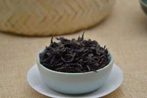 华莱安化黑茶的功效与作用（湖南华莱安化黑茶的功效和作用?）