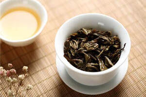白茶是绿茶还是红茶三种茶的不同功效