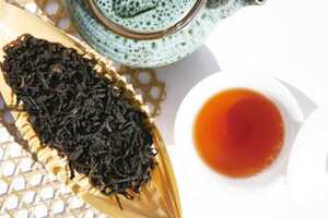 红茶和岩茶有什么区别？岩茶和红茶各自的特点