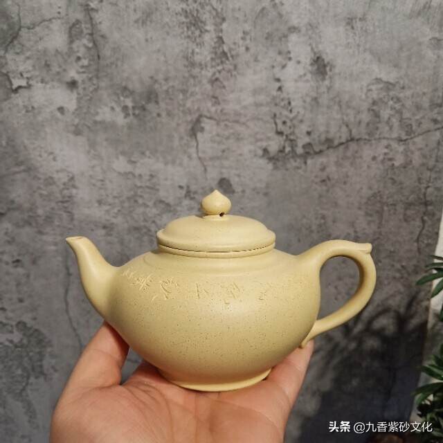 段泥与绿泥