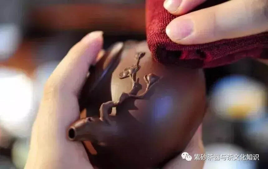 紫砂壶泡茶，就一定要“一壶一茶”？