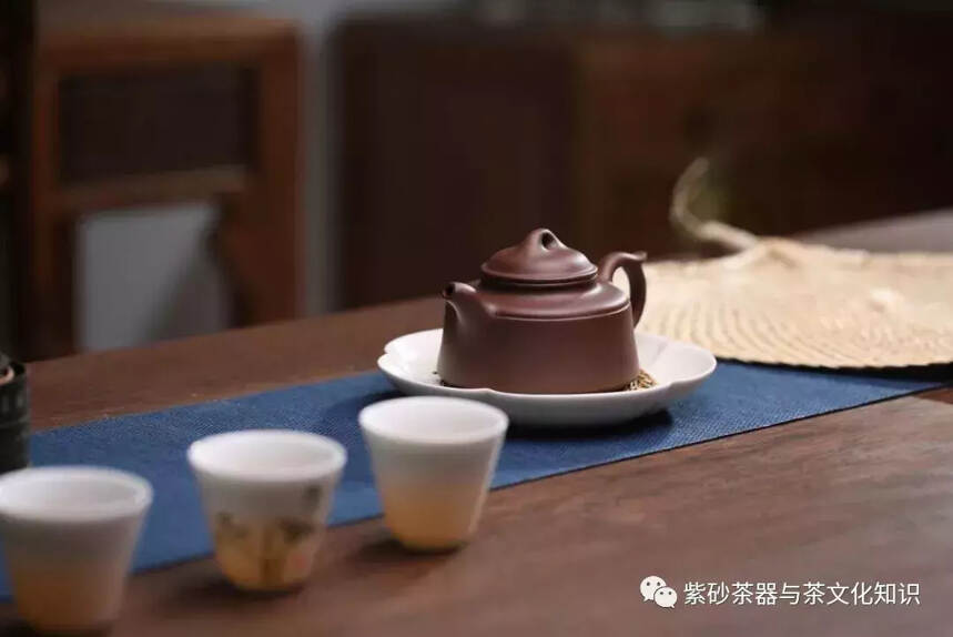 匠人介绍泥料是“原矿”时，究竟指的是什么？