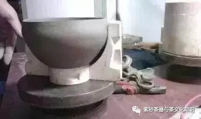 你会纠结于紫砂壶是否为全手工吗？