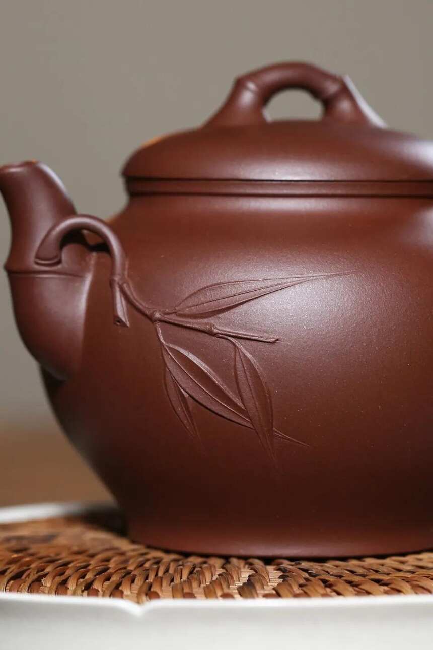 「雅竹」范俊华（国助理工艺美术师）宜兴原矿紫砂茶壶