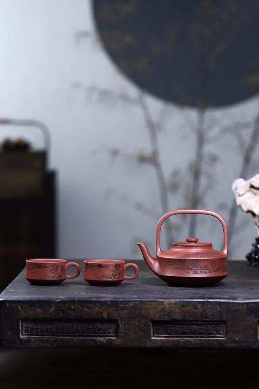 高工精品「 提璧壶」 高档底槽清，550毫升作者：范立君