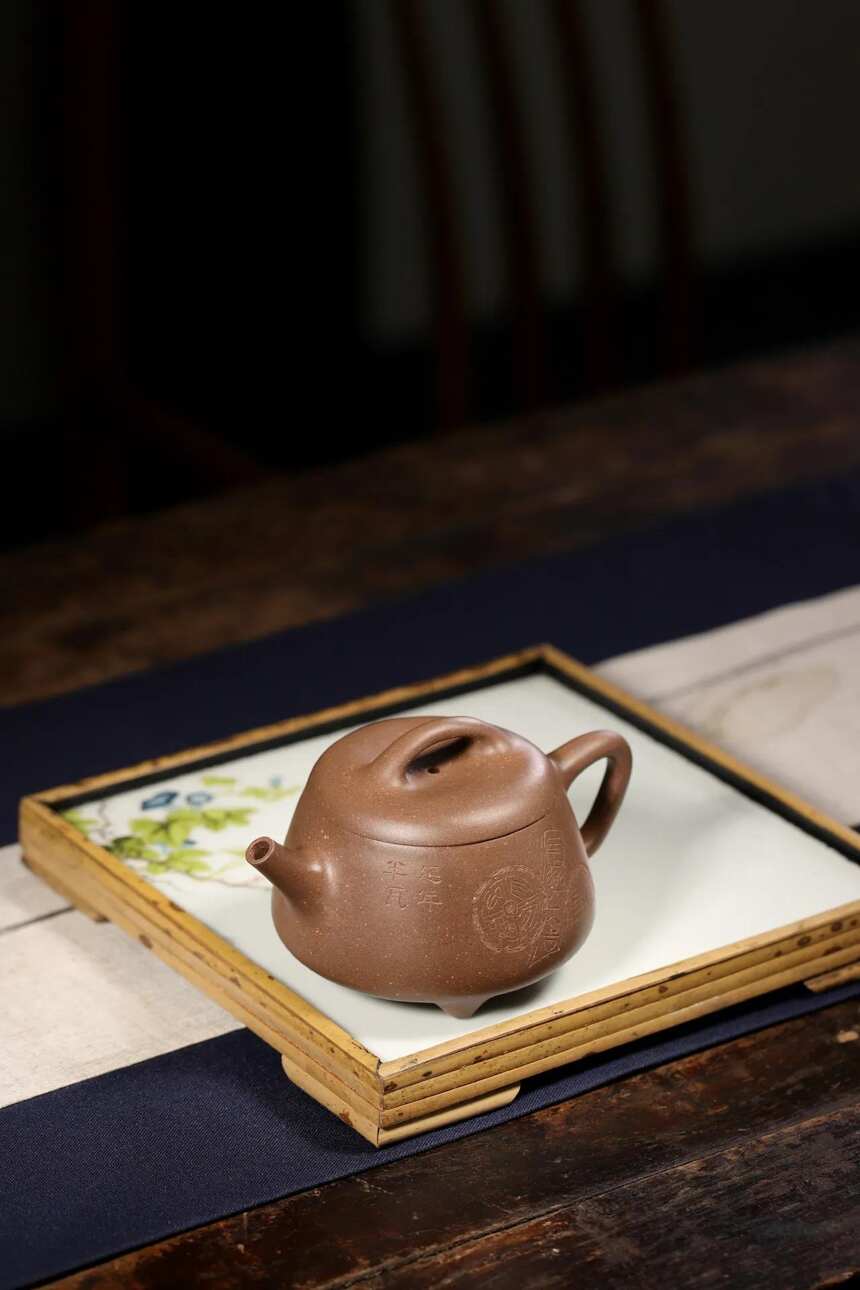 「蕴瓢」沈群 （国助理工艺美术师）宜兴原矿紫砂茶壶