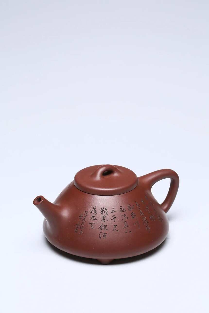 大子冶石瓢泥料：原矿紫泥容量：1100cc作者：范国歆