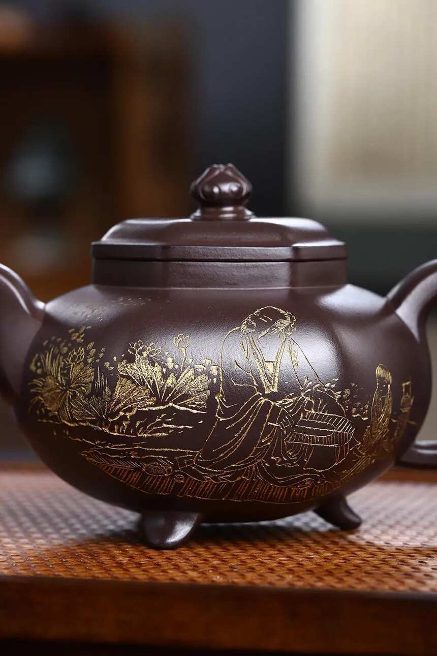 「如意三足」作者：冯杏华 刻绘：储国峰，级品百目紫茄泥，360cc