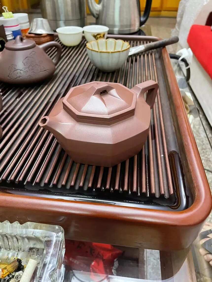 省大师范伟群代表作品八方锦绣原矿老料容量400cc