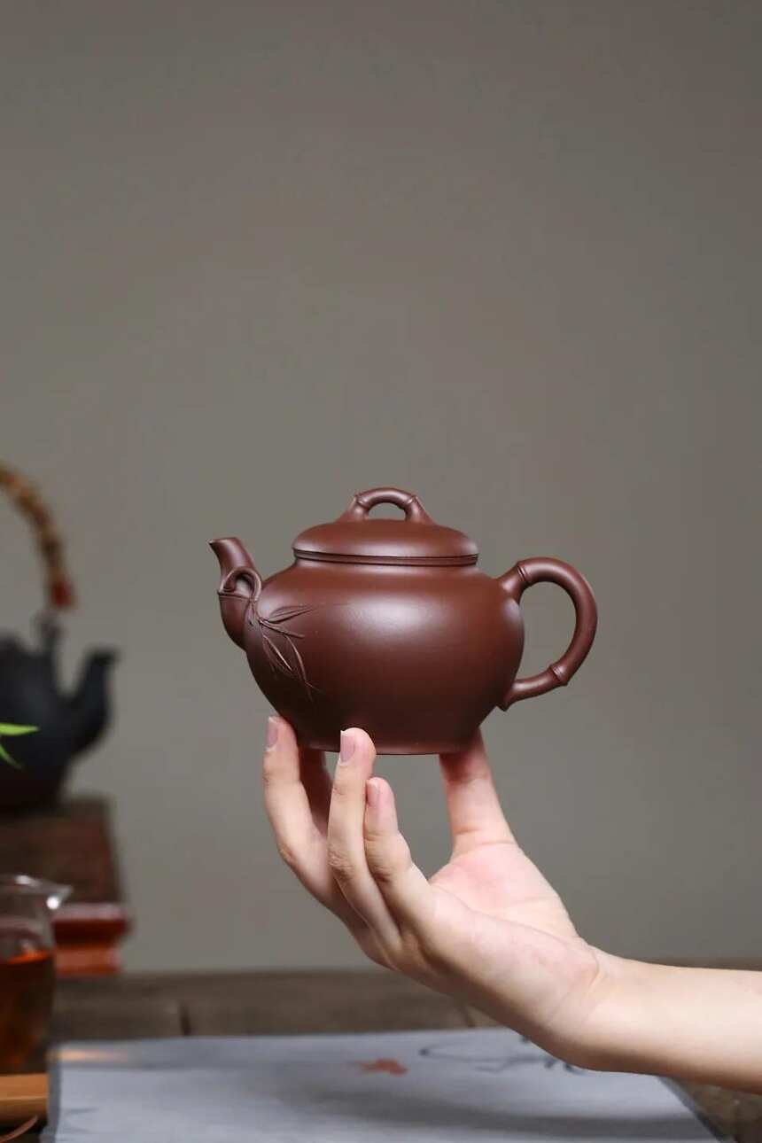 「雅竹」范俊华（国助理工艺美术师）宜兴原矿紫砂茶壶