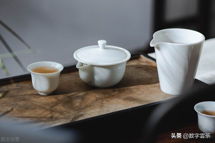 茶文化 丨 有趣的茶叶命名传说，大红袍、碧螺春、东方美人...