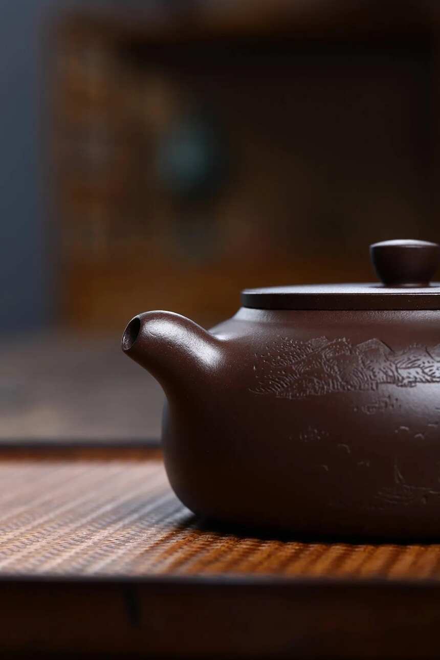 竹露煎茶松风挥尘，桐云读画蕉雨谭诗