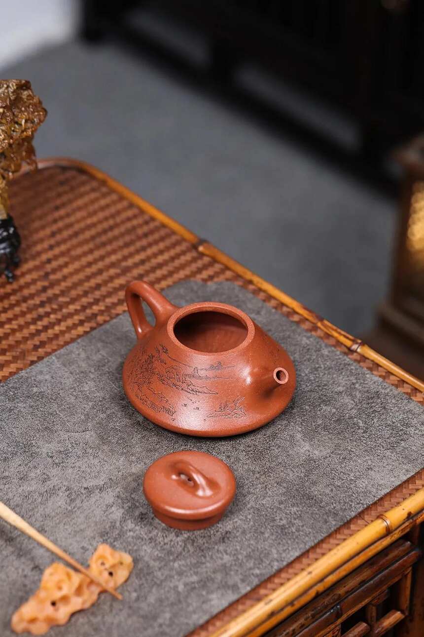 「玉瓢」降坡泥，范微琴（国高工艺美术师）宜兴原矿紫砂壶