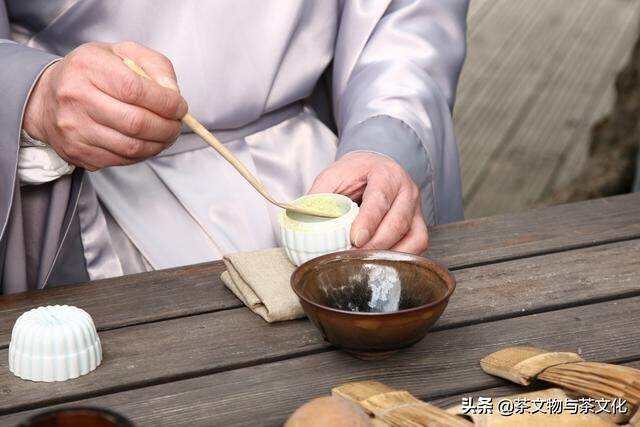 《知否》中，明兰点的茶，在宋代到底是怎么点的呢?