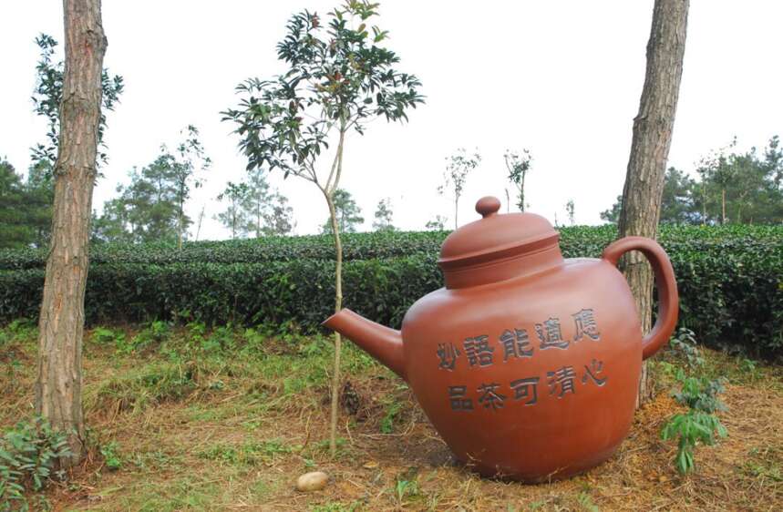 壶友，肾还在？买苹果新手机还是紫砂壶？