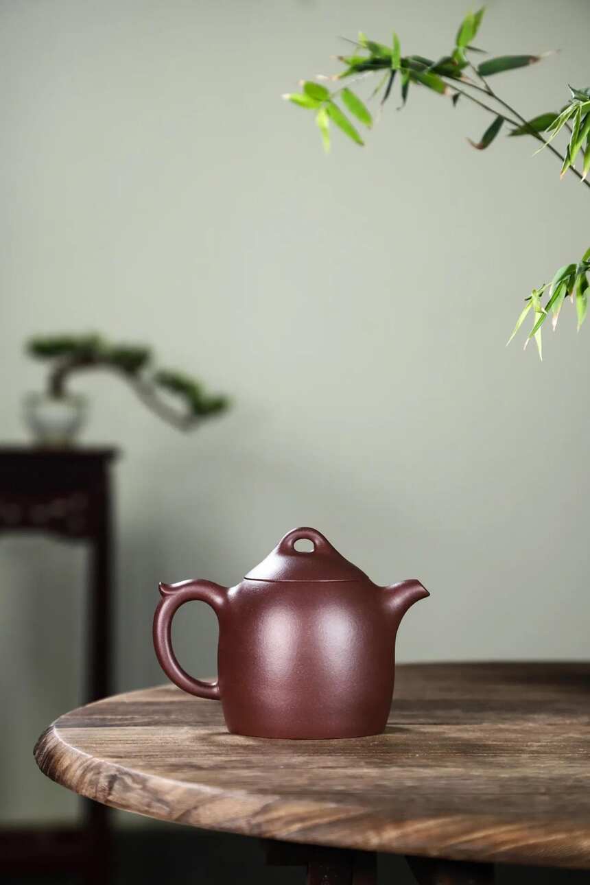 「秦权」范小兰（国助理工艺美术师，范氏传人）宜兴原矿紫砂茶壶