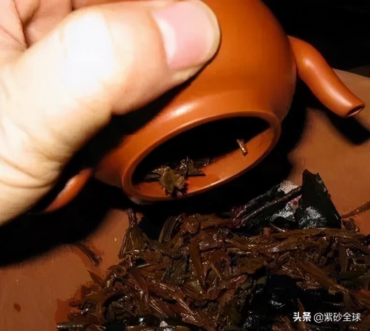 紫砂壶怎么清洗除茶垢？