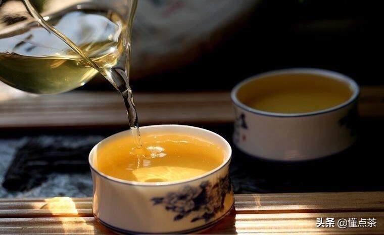 普洱茶的知识普及：介绍生茶和熟茶的醒茶之法