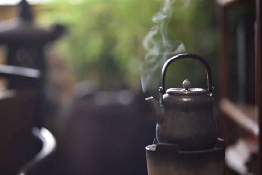 人生如茶，学会“空杯”才是最高境界