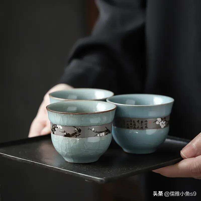 喝不同的茶，当然需要不同的茶杯，你有几种品茗杯？