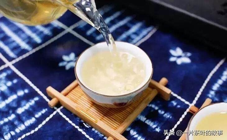 普洱生茶，什么时候最好喝？