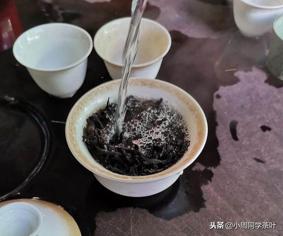 不经常喝茶的人或者刚喝茶的人喜欢什么风格的茶叶，两个字香高