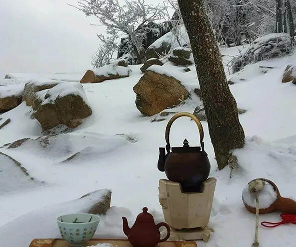 「中华茶文化」寒英煮绿尘——谈雪水沏茶