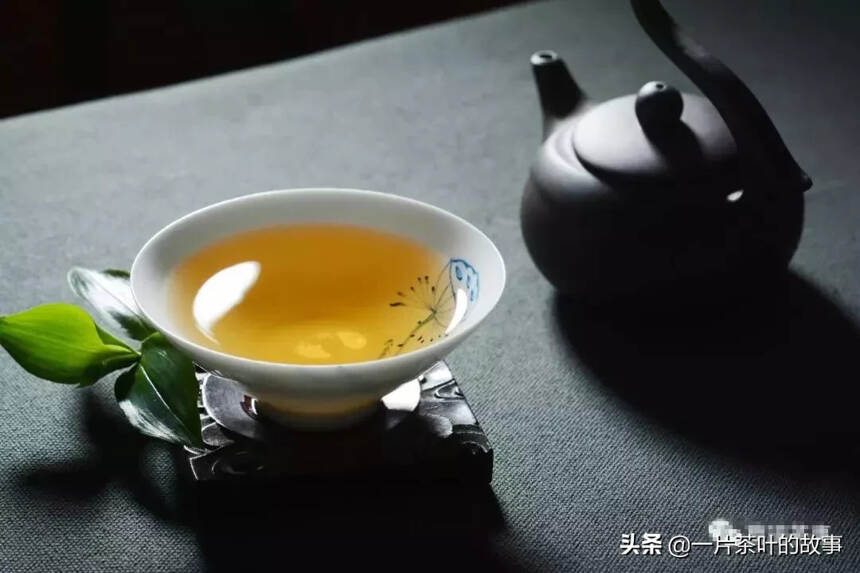 茶知识│必要实用的茶礼仪，让喝茶成为一件趣事