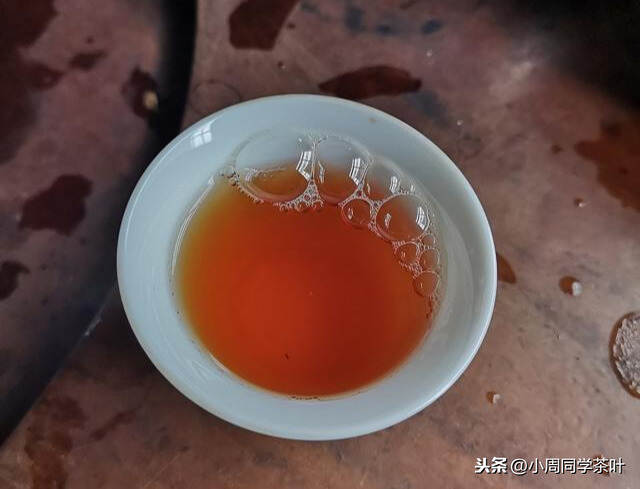 怎样评定武夷岩茶的品质？