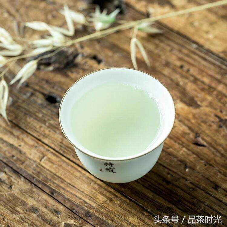 品茶时光｜夏至已至，消暑要喝这些茶！