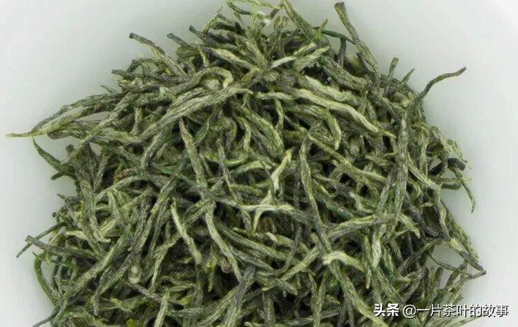 茶叶加工中，造成色泽差异的原因有哪些？