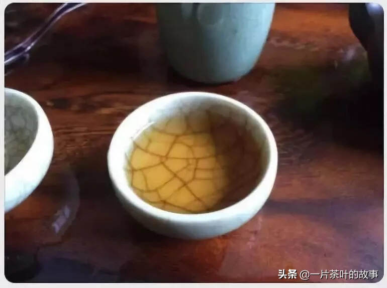 泡茶有学问，敬茶有修养，存茶有技巧