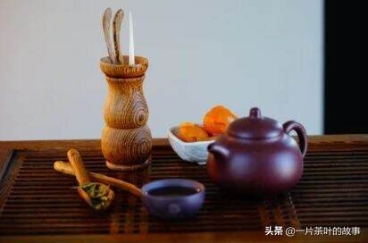 一茶，一书，一知己，便是幸福