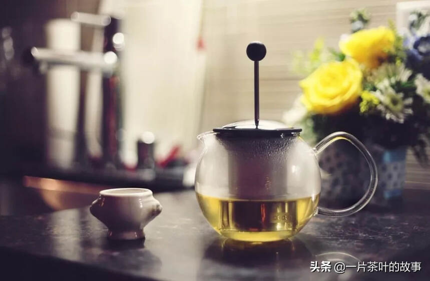 一杯茶，敬不甘的人生