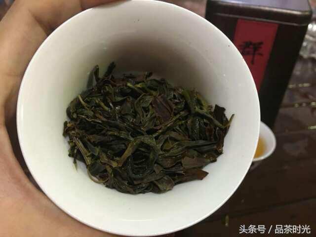 品茶时光｜凤凰单丛 稀有群体-火烧种