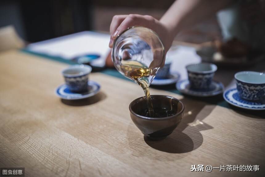 人生一杯茶，何必太清醒