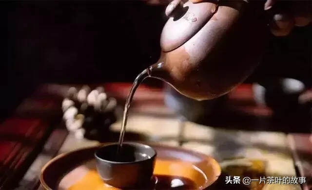 同样的茶，下雨天泡，为何不香了？