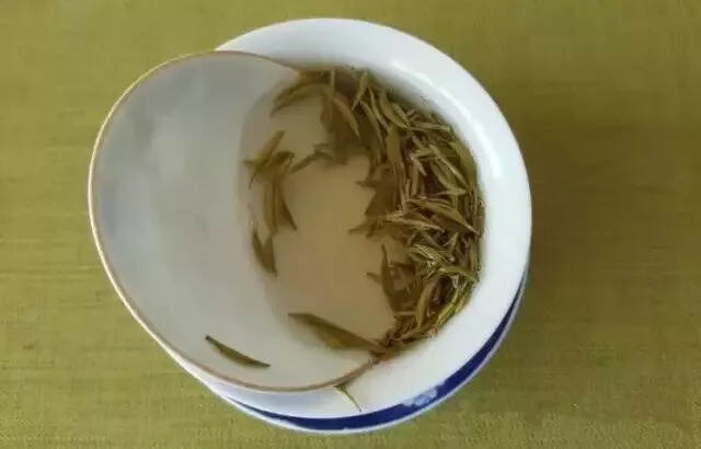 清欢茶记 | 盖碗喝茶，清宫剧就是矫情？