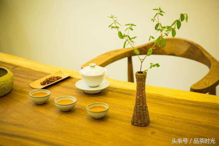 品茶时光｜一杯茶后，心也一片净土