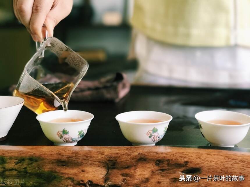 人生这杯茶，喝的人多，喝懂的少