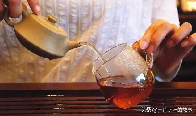 岁月静好，一起喝茶，我们慢慢老去